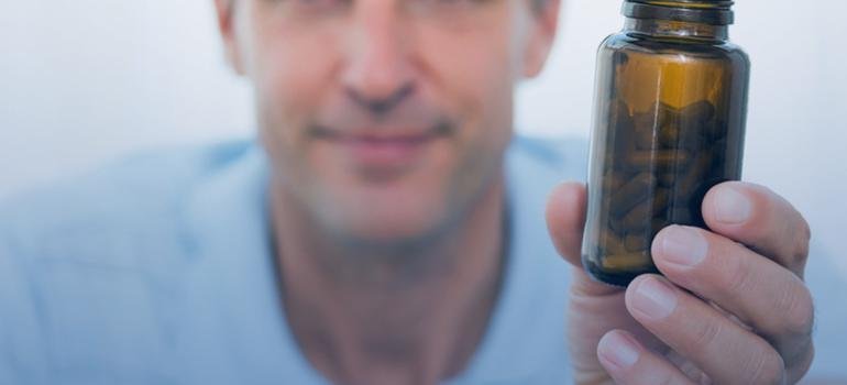 Reposição hormonal deve ser feita apenas com indicação médica