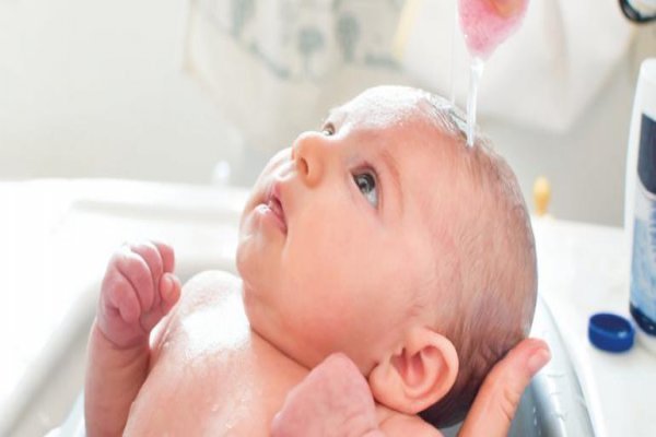 A Saúde começa na pele, Cuidados com a pele do recém-nascido