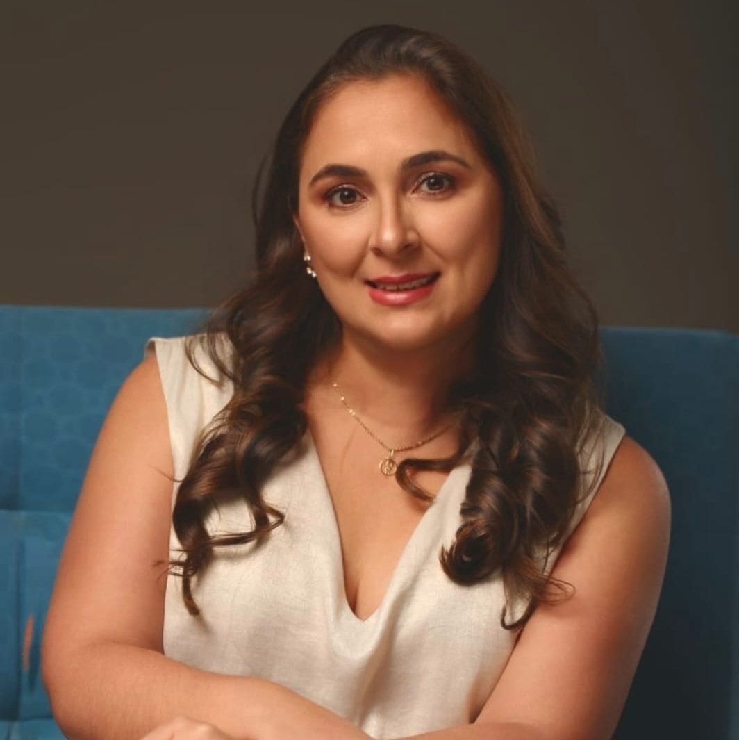 Dra. Carolina Merege