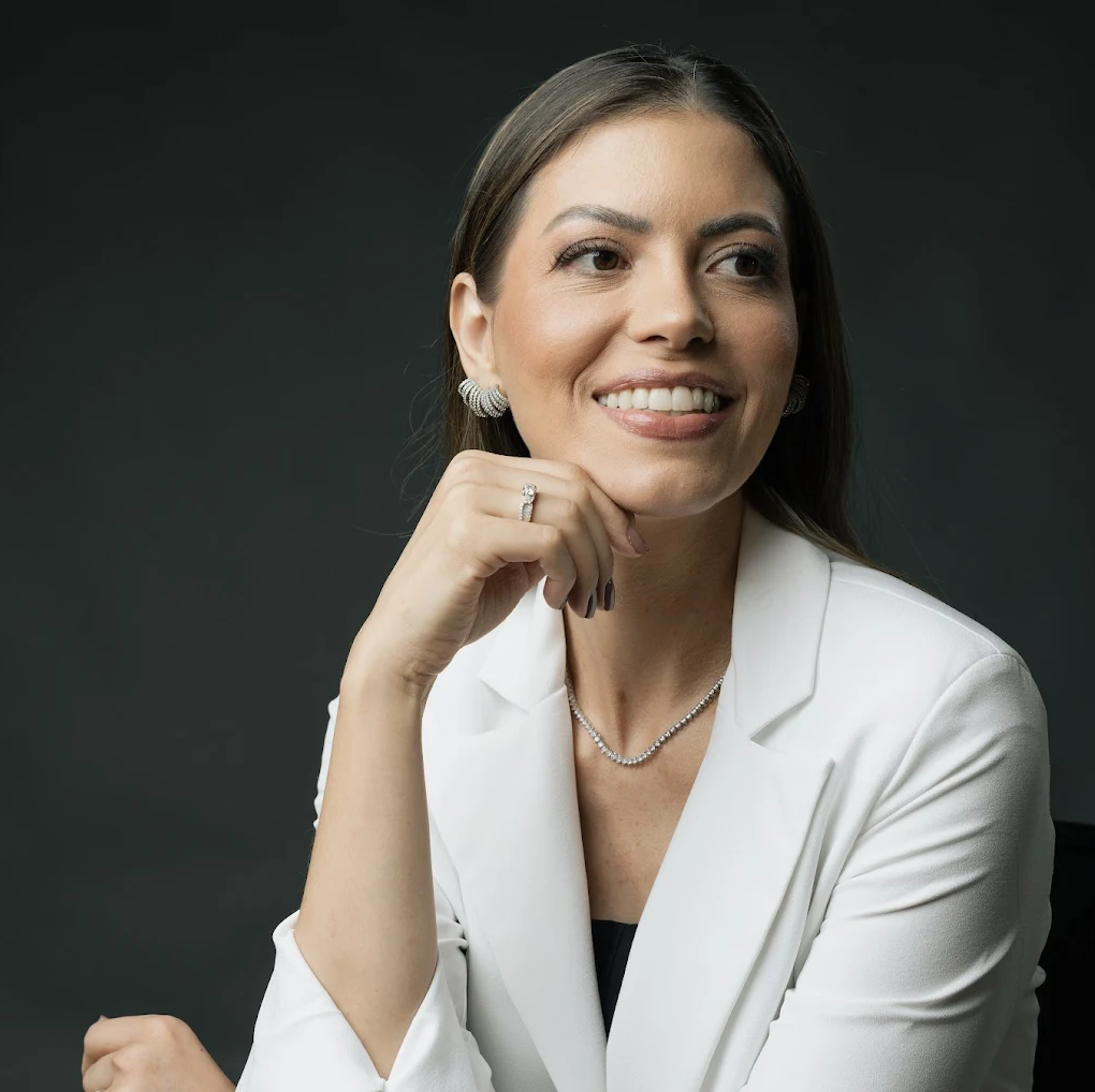 Dra. Fernanda Amaro Ferraz Pizarro