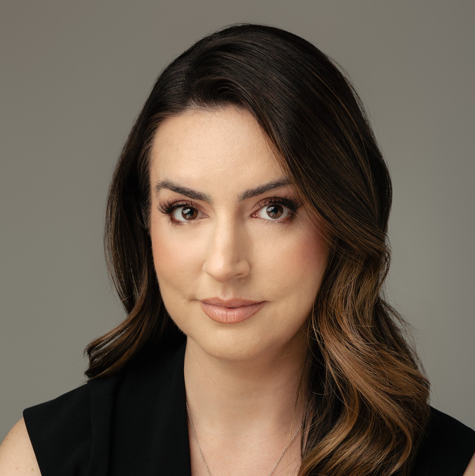 Dra. Raquel S. L. de Paula Bastos