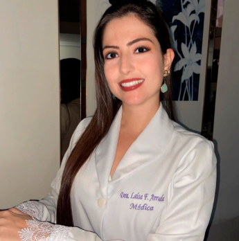 Dra. Laisa Ferraz de Arruda