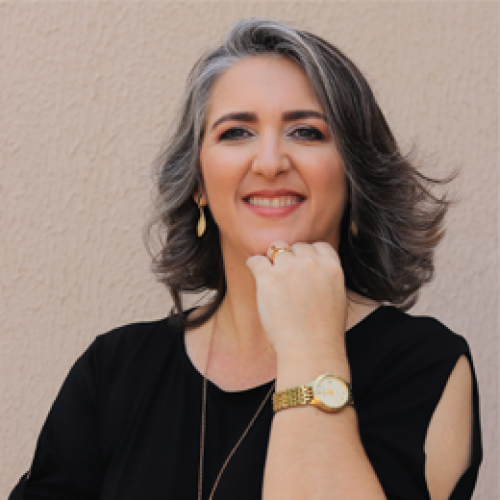 Dra. Renata Martinez