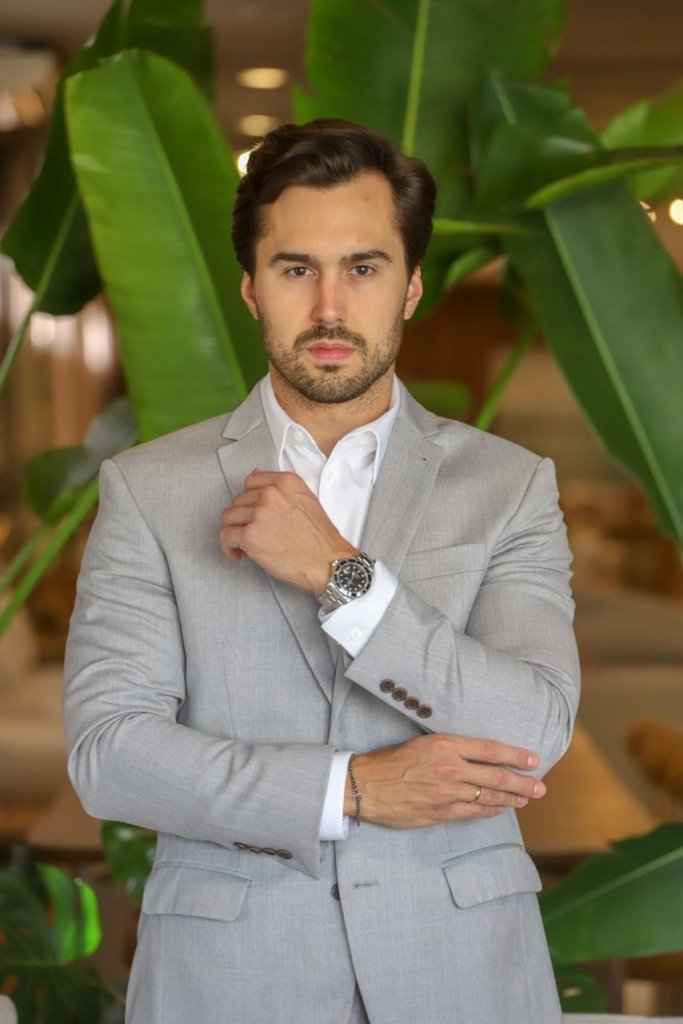 WhatsApp_Image_2025-10-15_at_20.51.07