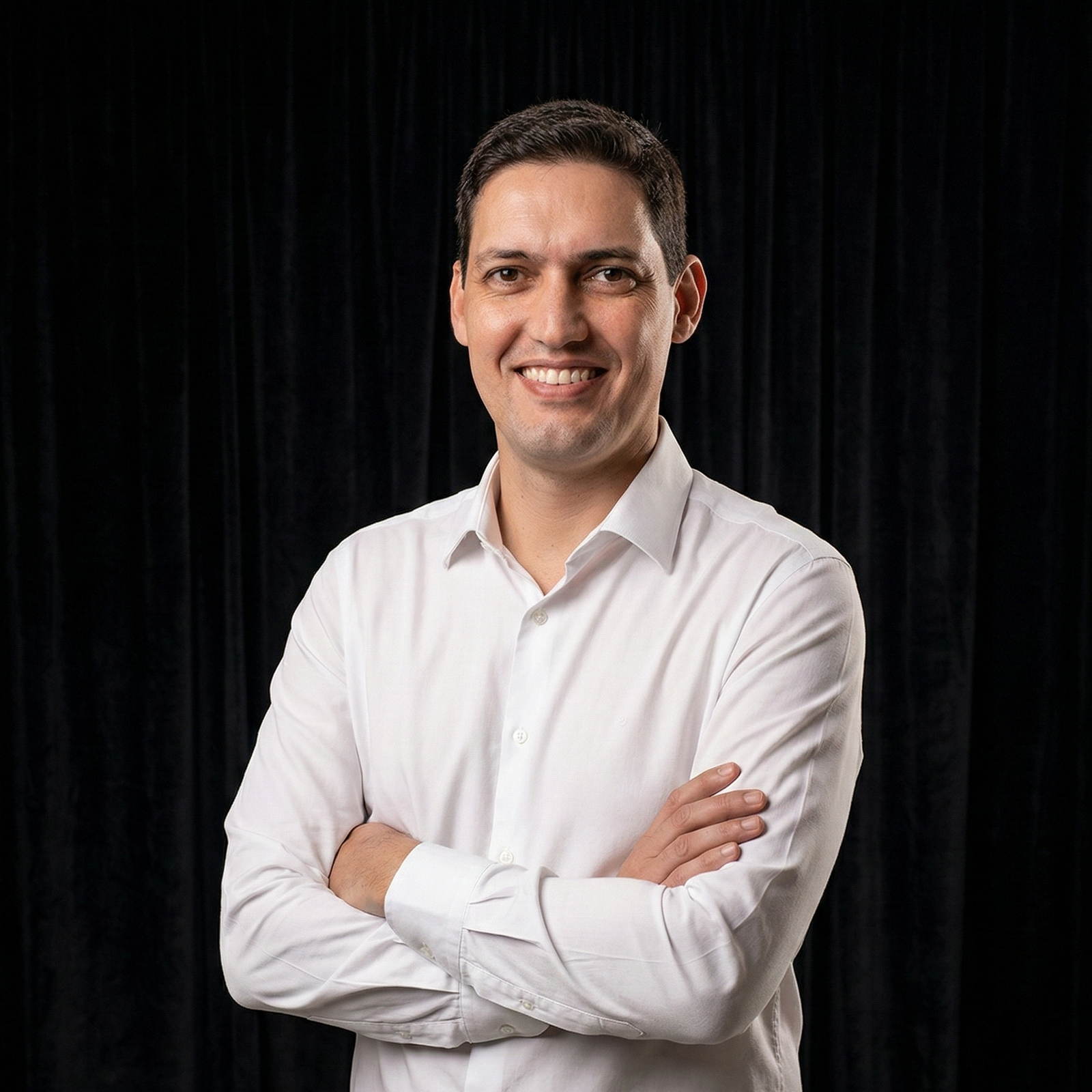 Dr. Paulo Augusto Neves