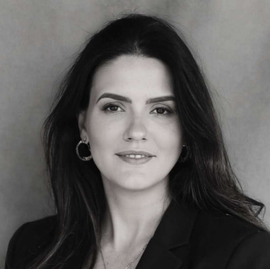 Priscila O. Prado Faloppa